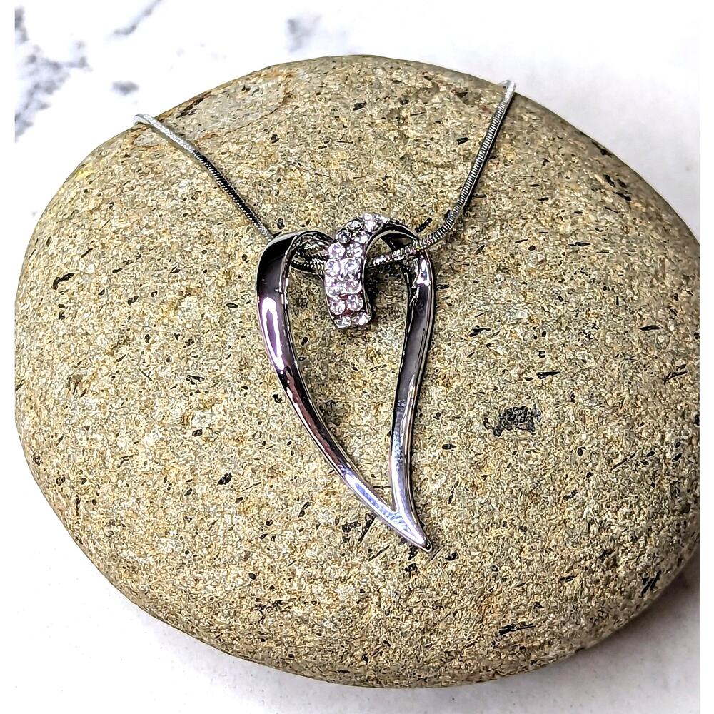 White Gold Plated Large Crystal Heart Sparkly Necklace NEW